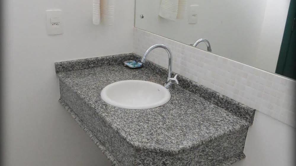 Pousada Abaete Governador Celso Ramos Bagian luar foto